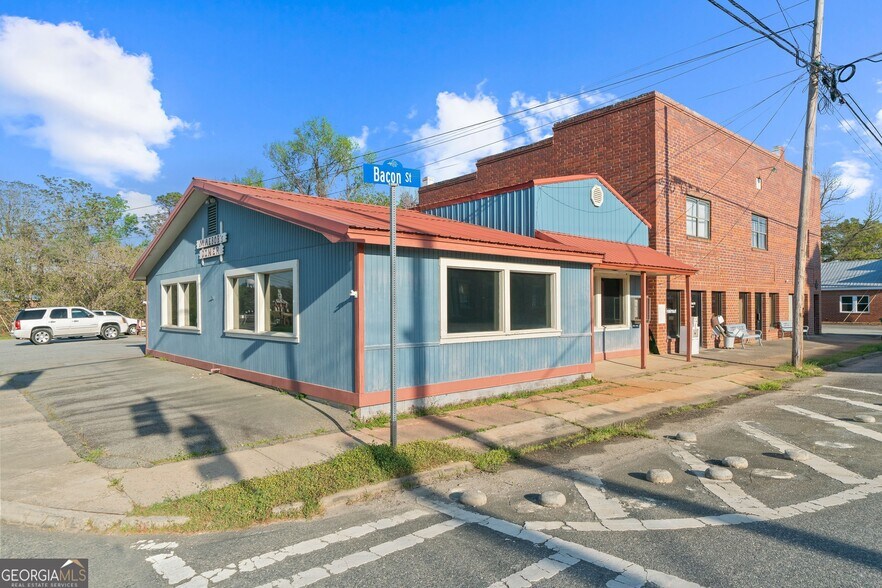 More Photos Of 101 Main st, Irwinton Restaurant For Sale