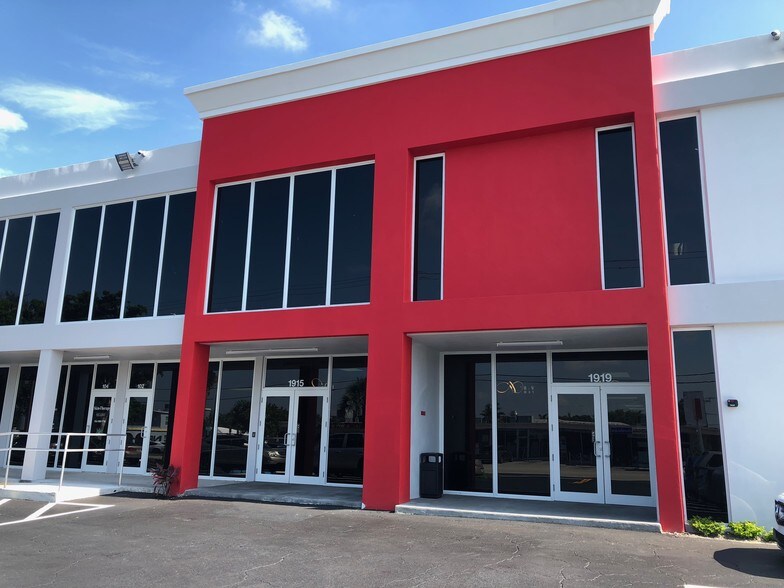 More Photos Of 1915-1919 NE 45th St, Fort Lauderdale Office For Lease