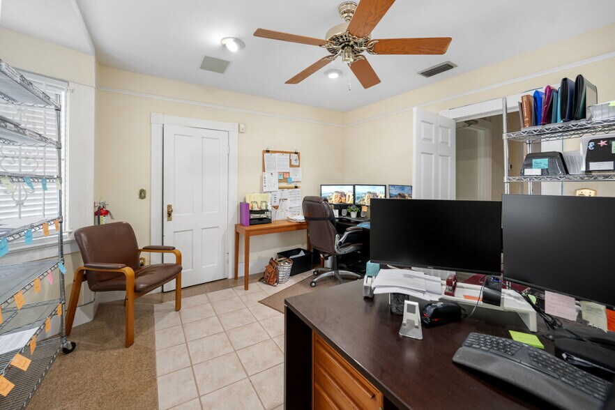 More Photos Of 339 S Ridgewood Ave, Daytona Beach Office Residential For Sale