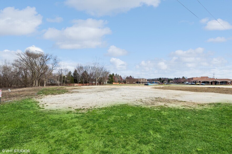 More Photos Of 2101 E Algonquin Rd, Algonquin Land For Sale