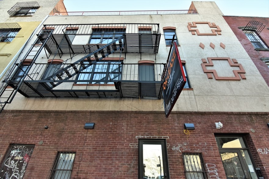 More Photos Of 496 Broadway, Brooklyn Office Residential For Lease
