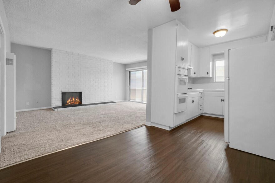 More Photos Of 11943 Kiowa Ave, Los Angeles Apartments For Sale