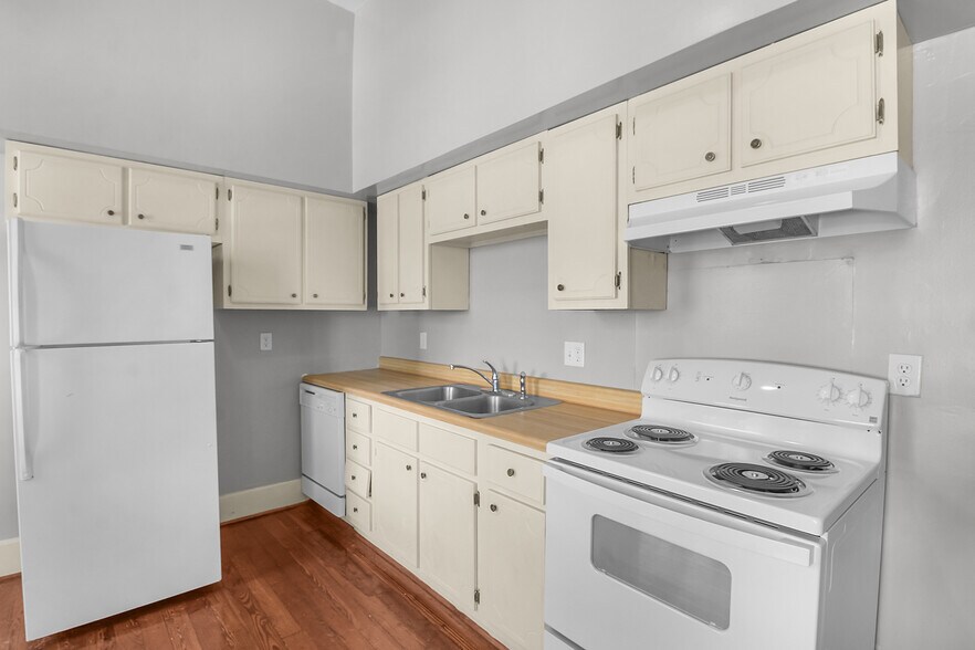 More Photos Of 301 E Henry St, Savannah Multifamily For Sale