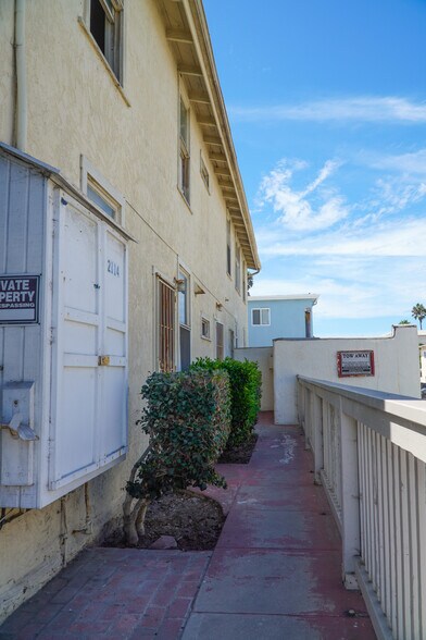 More Photos Of 2114 Abbott St, San Diego Apartments For Sale
