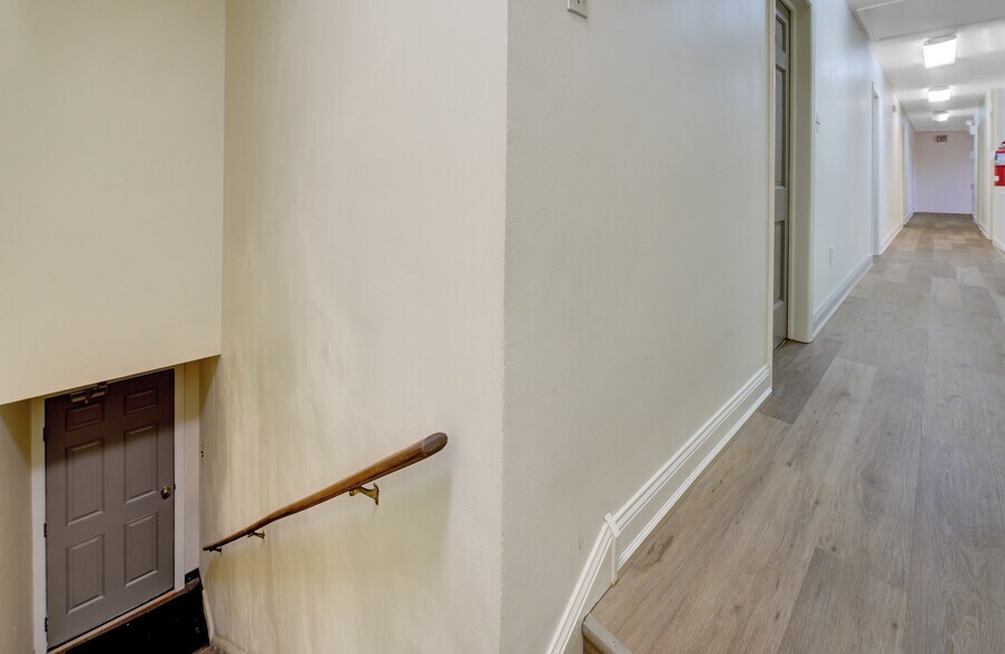 More Photos Of 136 W Lancaster Ave, Paoli Medical For Lease