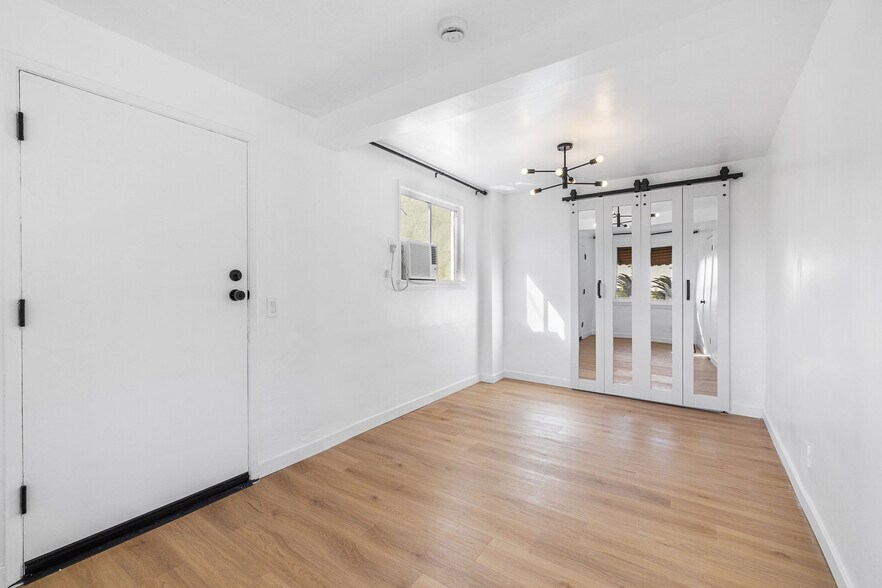 More Photos Of 3055 Future St, Los Angeles Apartments For Sale