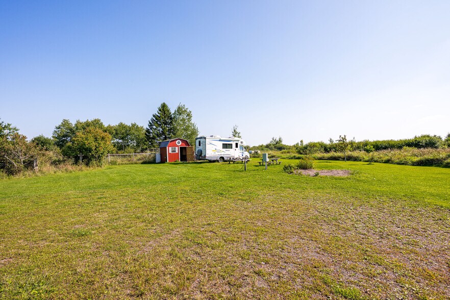 More Photos Of 60445 E Summit Rd W, Ashland Lodge Meeting Hall For Sale