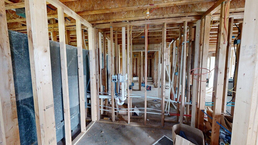 More Photos Of 57 Mill St, Cave Spring Multifamily For Sale