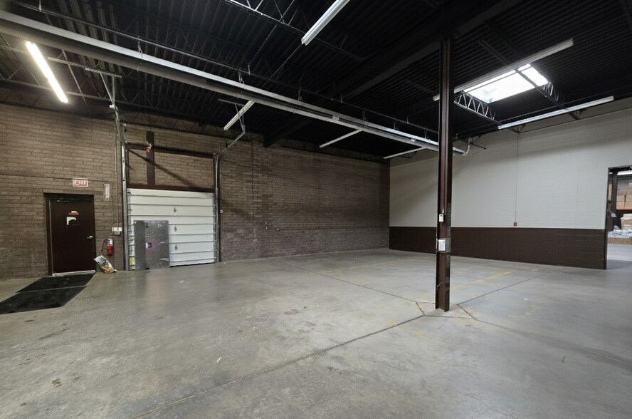 More Photos Of 1217-1227 Norton Rd, Hudson Warehouse For Lease