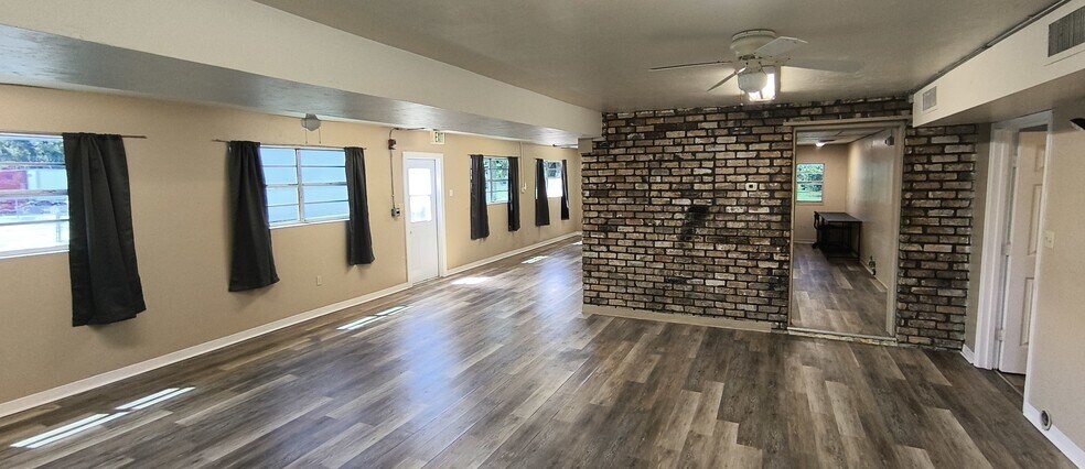More Photos Of 14610 Kennard St, Waldo Freestanding For Sale
