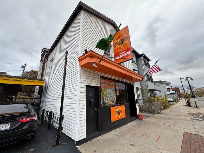 More Photos Of 399 Shrewsbury St, Worcester Storefront Retail Residential For Sale