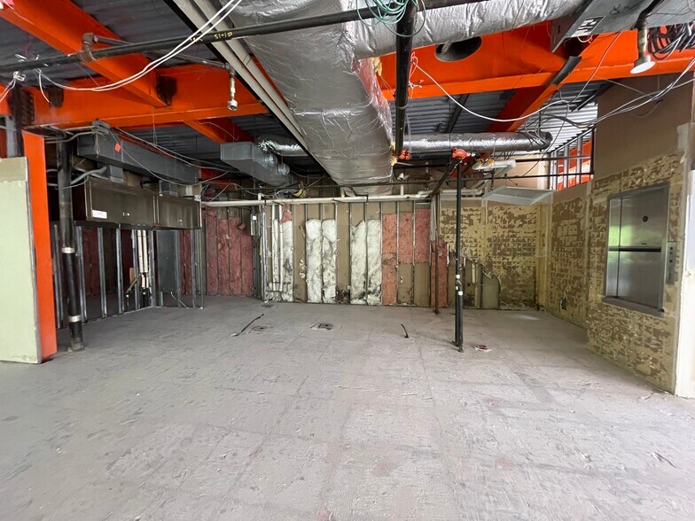 More Photos Of 1000 Sylvan Ave, Englewood Cliffs Office For Sale