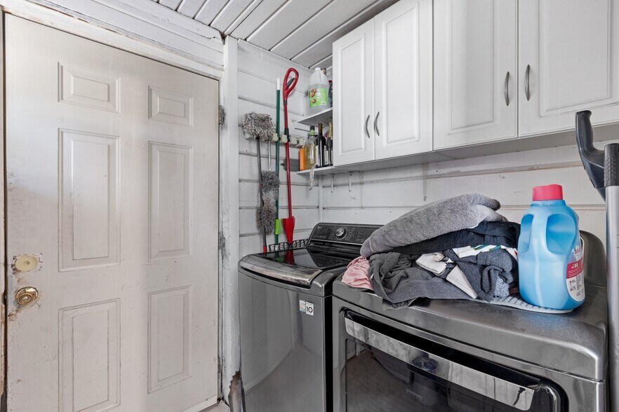 More Photos Of 13350 Kimble Ct, San Martin Apartments For Sale