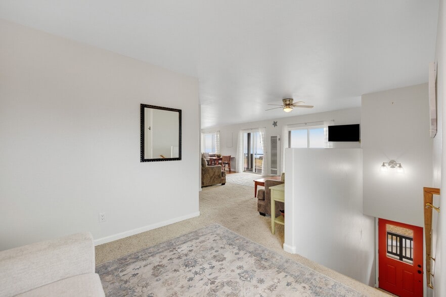 More Photos Of 129 Lower Pacific Dr, Whitethorn General Retail For Sale