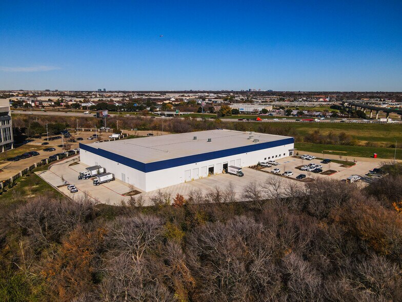 More Photos Of 7 Justice Way, Dallas Warehouse For Lease