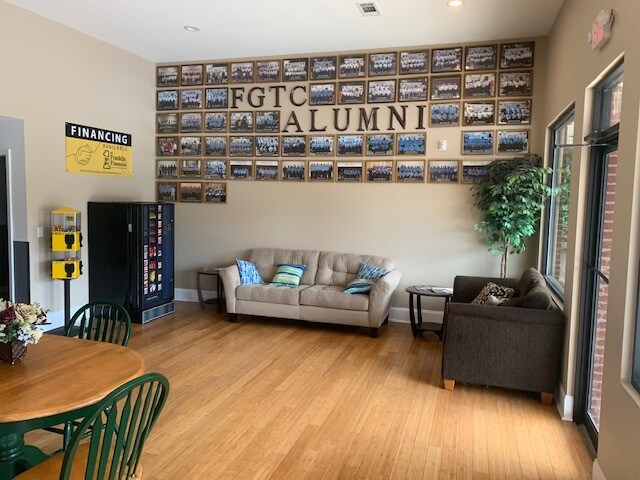 More Photos Of 285 Carrollton St, Temple Storefront For Lease