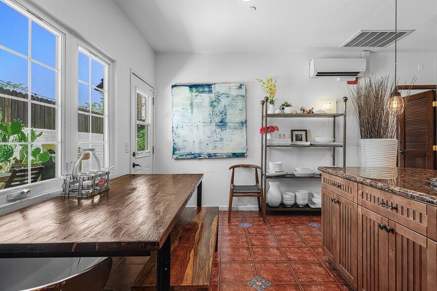 More Photos Of 520 Chuckwalla Rd, Palm Springs Apartments For Sale