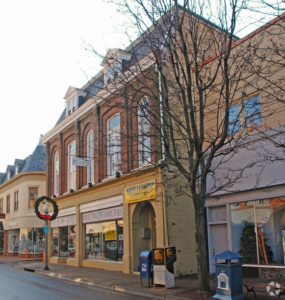 More Photos Of 131 E Main St, Front Royal Storefront Retail Office For Sale