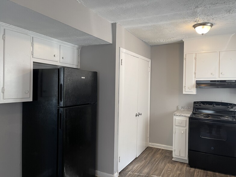 More Photos Of 4053 Log Cabin Dr, Macon-Bibb Apartments For Sale