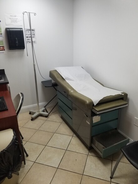 More Photos Of 311 St Nicholas Ave, Ridgewood Apartments For Lease