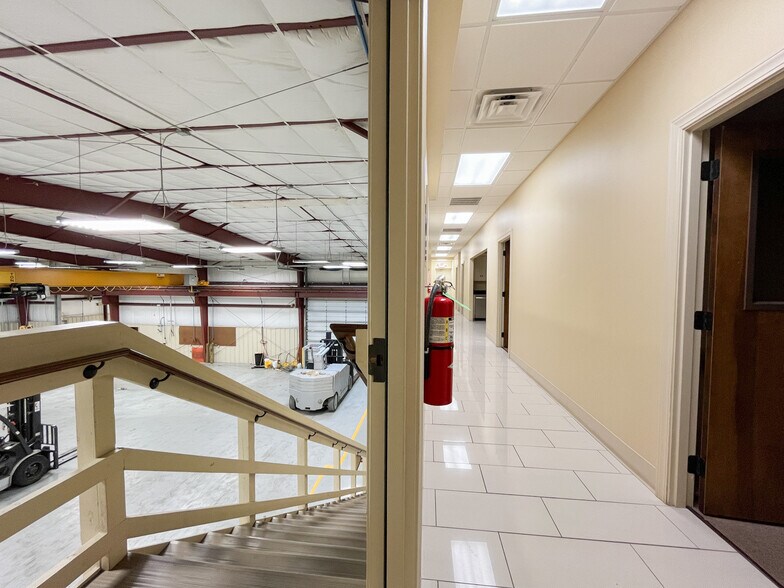 More Photos Of 205 Marcon Dr, Lafayette Manufacturing For Sale