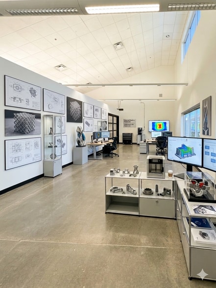 More Photos Of 4750 S 44th Pl, Phoenix Research And Development For Lease