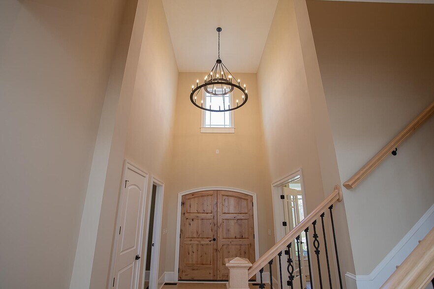 More Photos Of 243 Barrenridge rd, Staunton Specialty For Sale