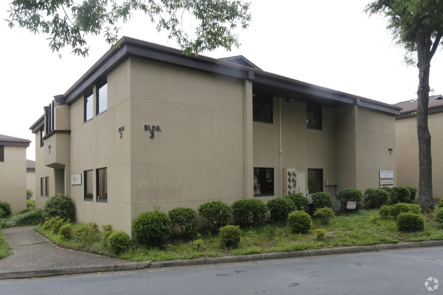 More Photos Of 2024 Arkansas Valley Dr, Little Rock Office For Lease