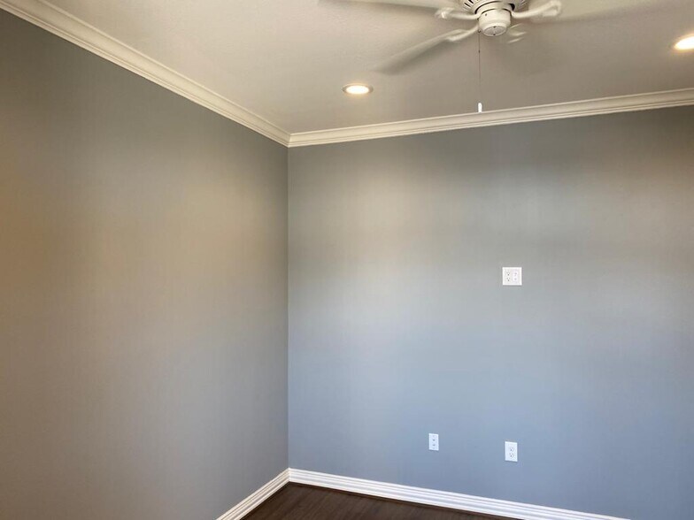 More Photos Of 8951 Collin McKinney Pky, McKinney Medical For Sale