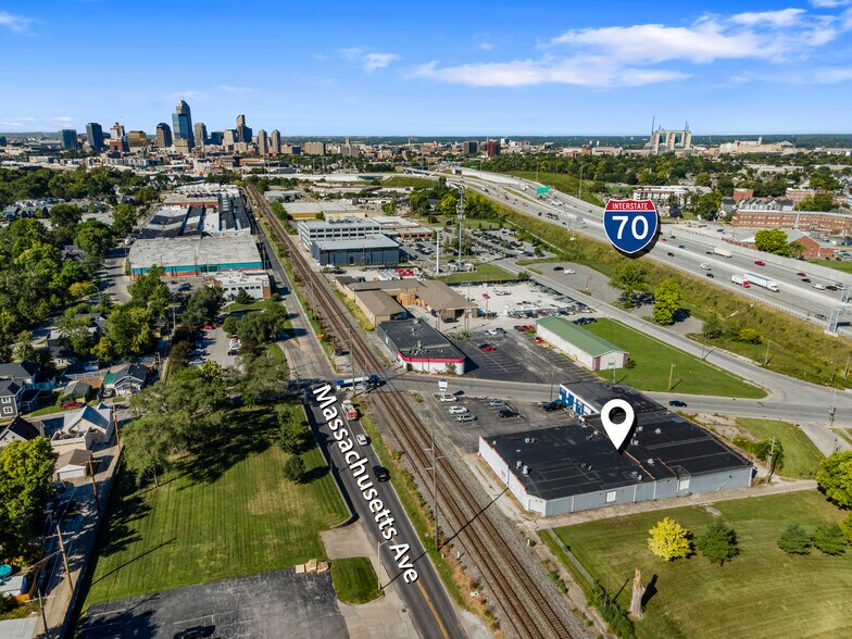 More Photos Of 1417 Commerce Ave, Indianapolis Manufacturing For Lease