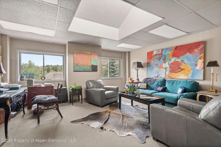 More Photos Of 408 Aspen Airport Business Ctr, Aspen Flex For Sale