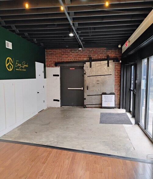 More Photos Of 409 5th St, Lynchburg Storefront Retail Office For Lease