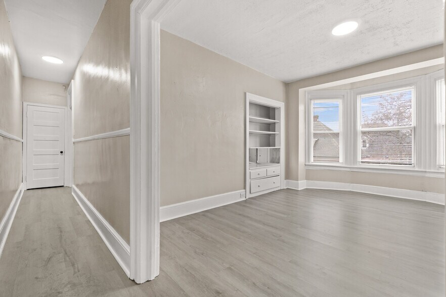 More Photos Of 136 Broadway, Hagerstown Apartments For Sale