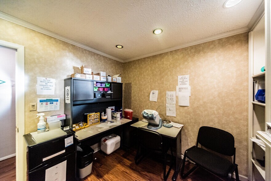 More Photos Of 2535 Broadway St, Paducah Office For Lease