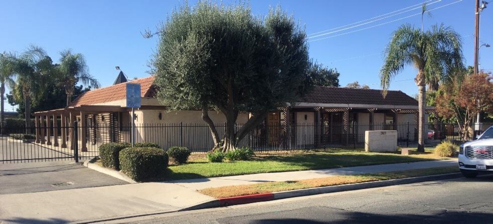 More Photos Of 901 E Morton Pl, Hemet Office For Lease