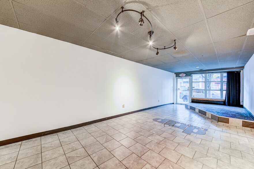 More Photos Of 749-755 E Warrington Ave, Pittsburgh General Retail For Lease