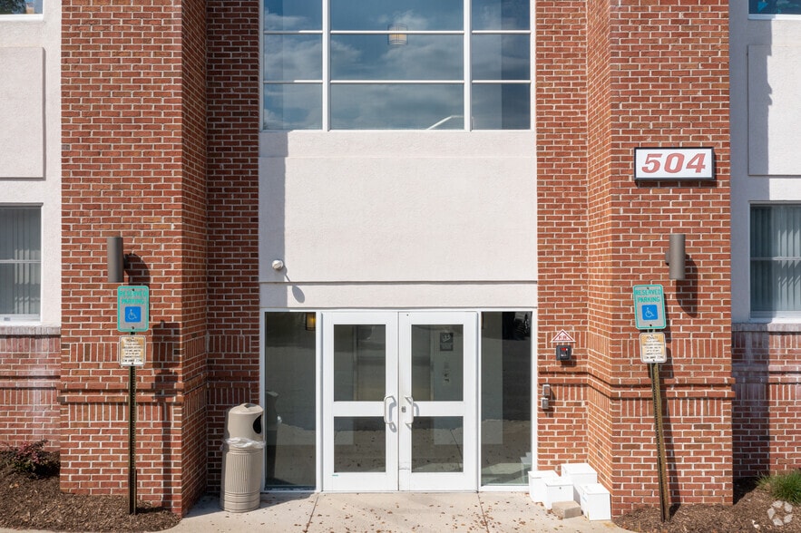 More Photos Of 504 Hamburg Tpke, Wayne Medical For Sale