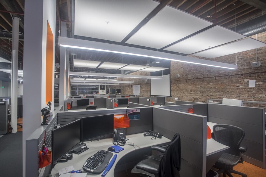 More Photos Of 1525 Hendry St, Fort Myers General Retail For Sale