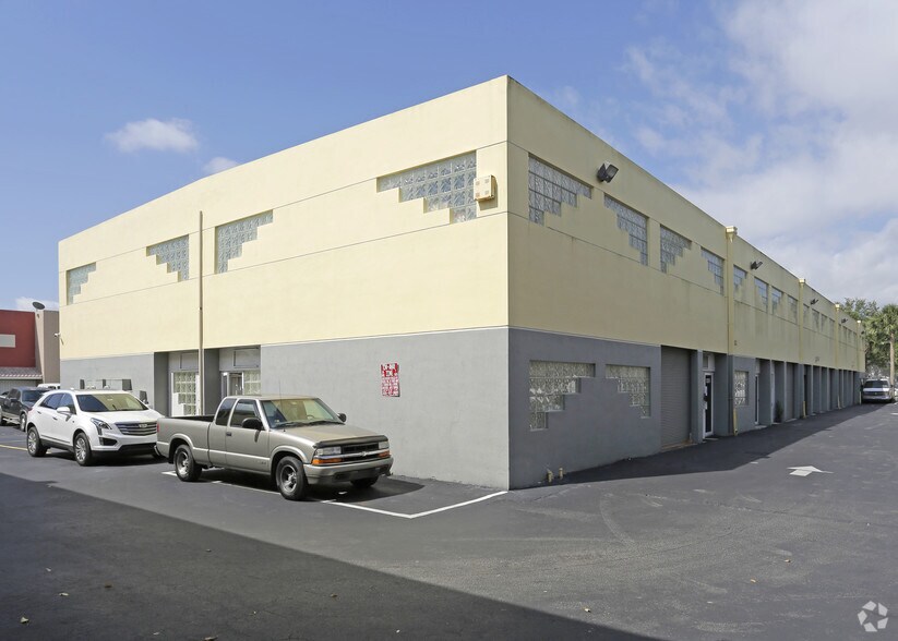 More Photos Of 12251-12295 SW 129th Ct, Miami Flex For Lease