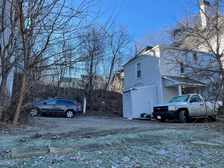 More Photos Of 101 Comstock Ave, Syracuse Apartments For Sale