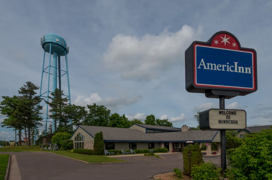 More Photos Of 700 Highway 51, Minocqua Hotel For Sale