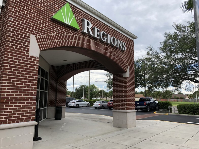 More Photos Of 12301 S Orange Blossom Trl, Orlando Bank For Sale