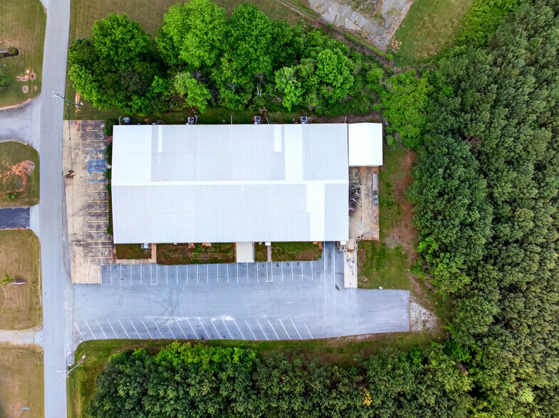 More Photos Of 373 Huntington Rd, Gaffney Warehouse For Lease