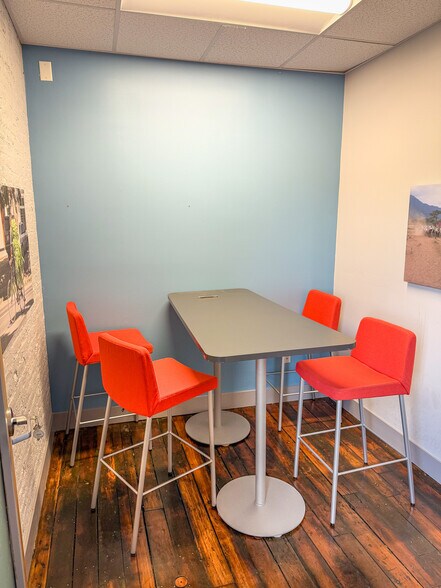 More Photos Of 1 Mill St, Burlington Office For Lease