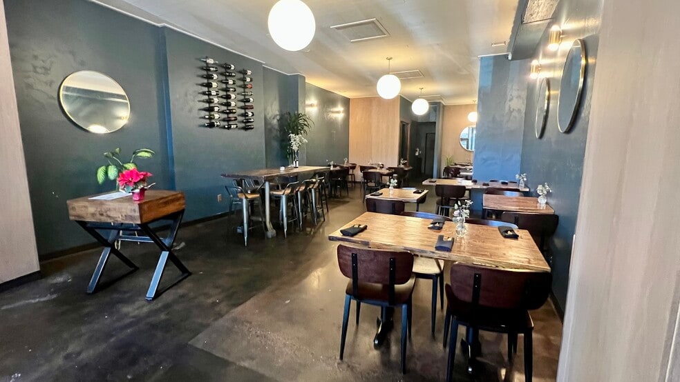 More Photos Of 6744 Greenleaf Ave, Whittier Loft Creative Space For Lease