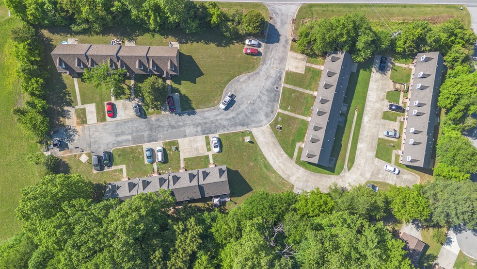 More Photos Of 279B Harrier ct, Clarksville Apartments For Sale