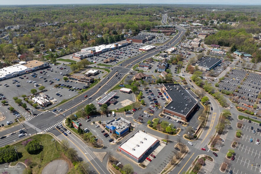 More Photos Of 308 Worth Ave, Stafford General Retail For Sale