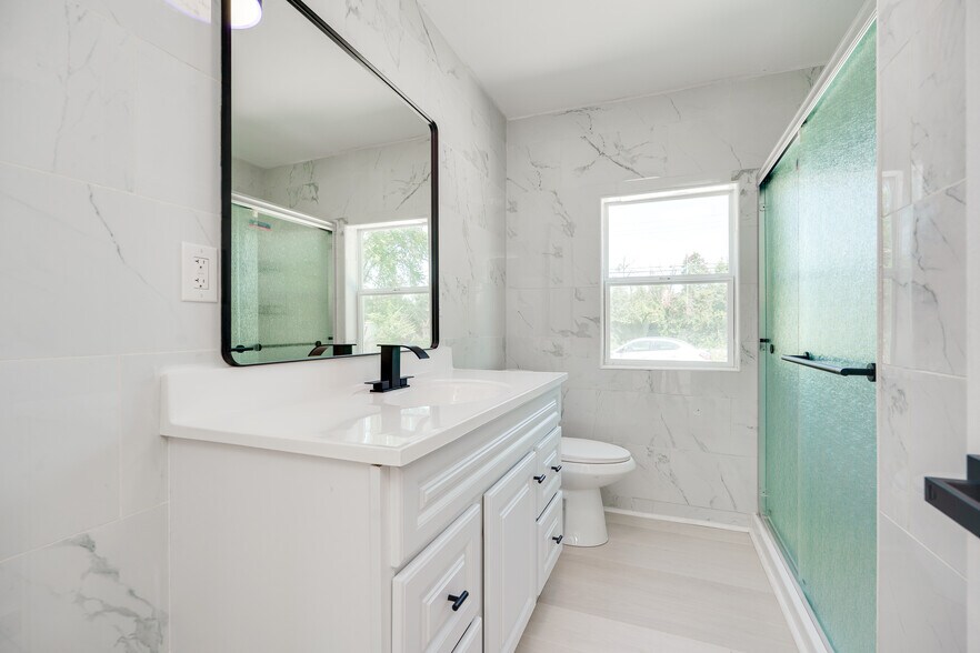 More Photos Of 3801 Salem Ave, Dayton Office For Sale