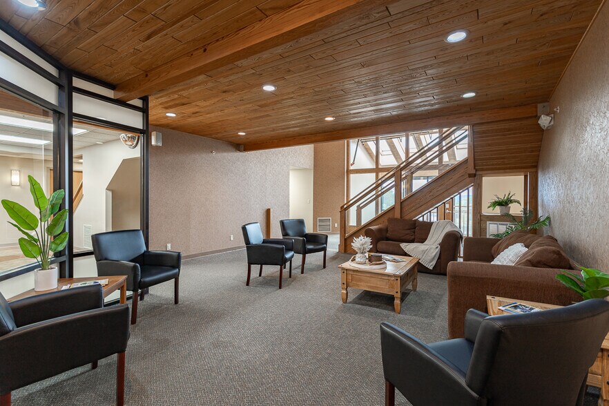 More Photos Of 520 N 28th Ave, Wausau Medical For Sale