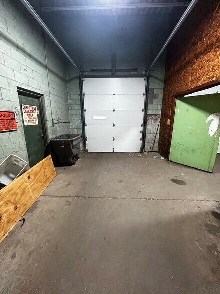 More Photos Of 181 Conant St, Pawtucket Manufacturing For Lease